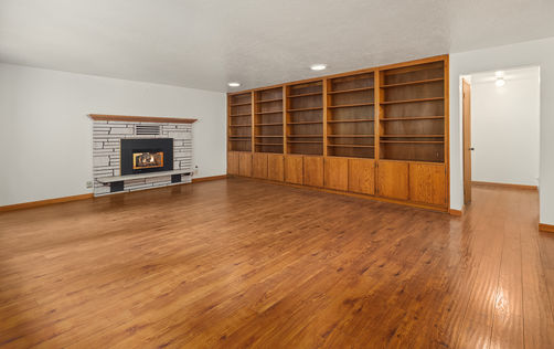 110 NW 110th St Seattle WA 98177- Upgrade Realty21