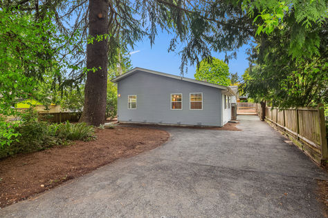 110 NW 110th St Seattle WA 98177- Upgrade Realty32