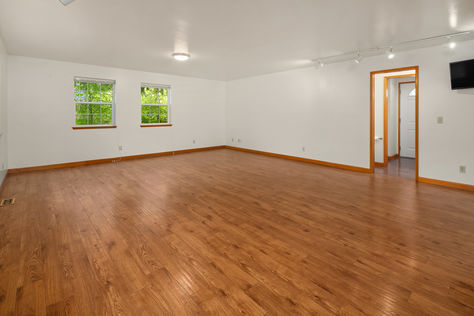 110 NW 110th St Seattle WA 98177- Upgrade Realty4