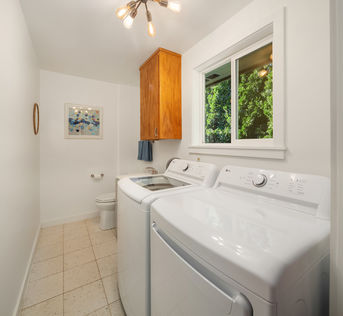 11057 11th Ave SW Seattle WA - Upgrade Realty14