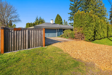 11057 11th Ave SW Seattle WA - Upgrade Realty21