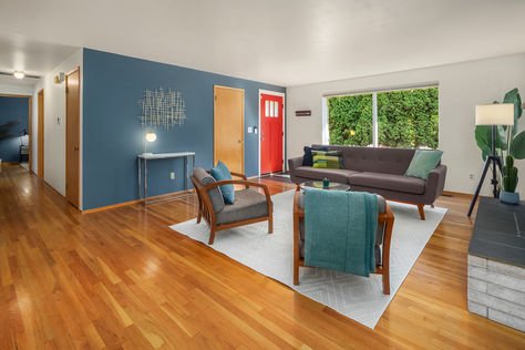 11057 11th Ave SW Seattle WA - Upgrade Realty4