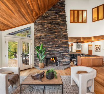 13201 421nd Ave NE Seattle WA - Upgrade Realty33