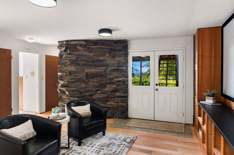 13201 421nd Ave NE Seattle WA - Upgrade Realty5