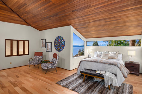 13201 421nd Ave NE Seattle WA - Upgrade Realty67