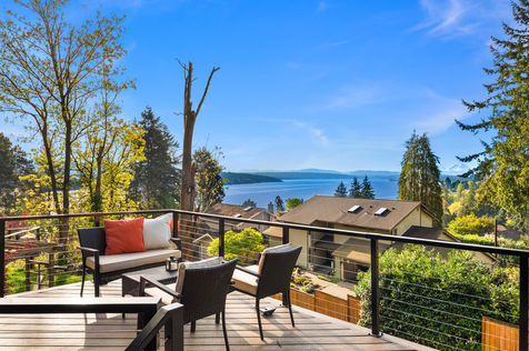 13201 421nd Ave NE Seattle WA - Upgrade Realty7