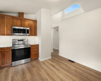 26616 135th Ave SE Kent WA - Upgrade Realty26