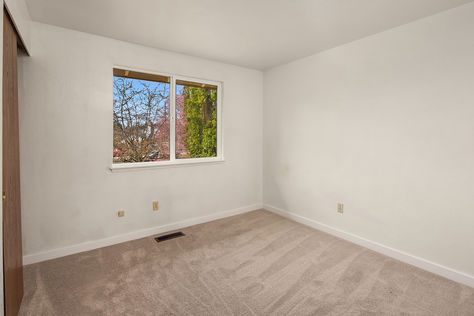 26616 135th Ave SE Kent WA - Upgrade Realty44