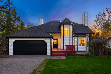 2805 Cedar Ave S Renton WA - Upgrade Realty42