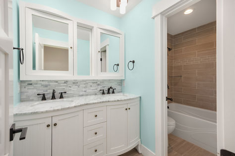 3760 Tracyton Beach Rd NW Bremerton WA - Upgrade Realty25