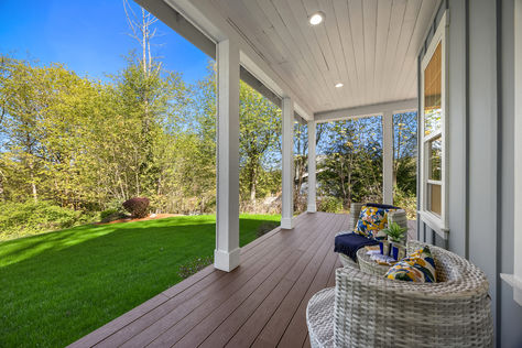 3760 Tracyton Beach Rd NW Bremerton WA - Upgrade Realty45