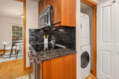 406 33rd Ave Seattle - Upgrade Realty24