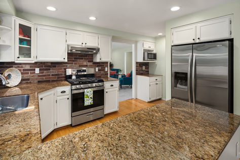 8831 240th St SW Edmonds WA - Upgrade Realty15