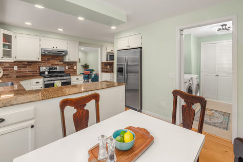 8831 240th St SW Edmonds WA - Upgrade Realty16