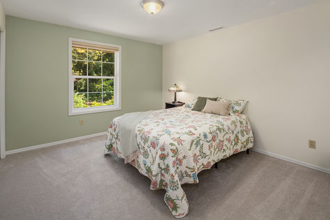 8831 240th St SW Edmonds WA - Upgrade Realty35