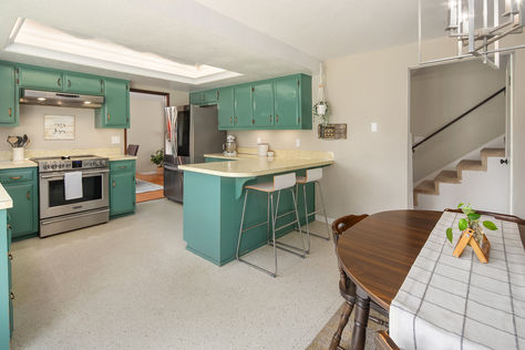 1121 180th St SW Lynnwood WA- Upgrade Realty42