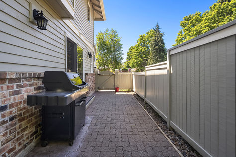 1211 6th Pl S Edmonds WA- Upgrade Realty15