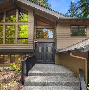 13303 48th Pl W Edmonds WA 98026- Upgrade Realty32