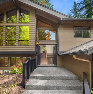 13303 48th Pl W Edmonds WA 98026- Upgrade Realty33