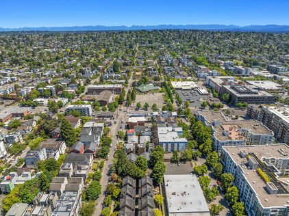 1541 NW 58th St Seattle WA- Upgrade Realty5