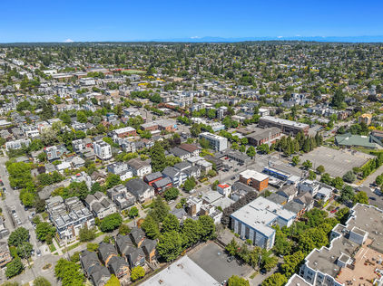 1541 NW 58th St Seattle WA- Upgrade Realty6