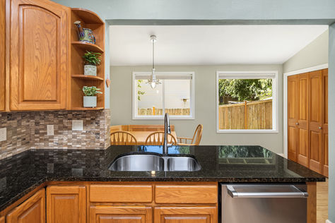 23018 NE 25rth Way Sammamish WA- Upgrade Realty25