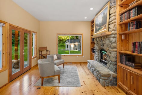 23401 82nd Ave SE Woodinville WA- Upgrade Realty19