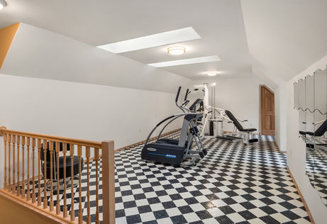 23401 82nd Ave SE Woodinville WA- Upgrade Realty23