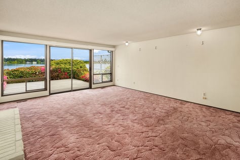 2623 204th Ave Ct E Lake Tapps WA- Upgrade Realty21