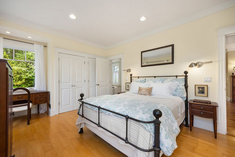 2850 NE Marie Pl Poulsbo WA- Upgrade Realty53