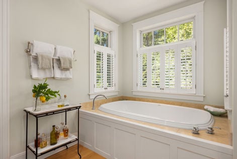 2850 NE Marie Pl Poulsbo WA- Upgrade Realty55