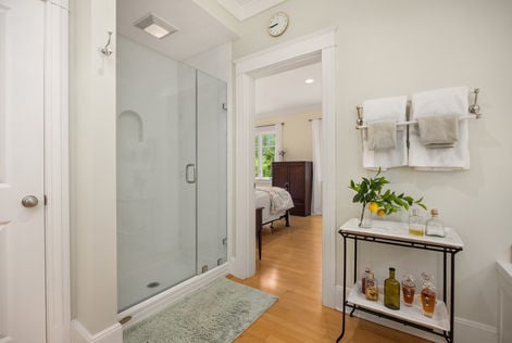 2850 NE Marie Pl Poulsbo WA- Upgrade Realty56