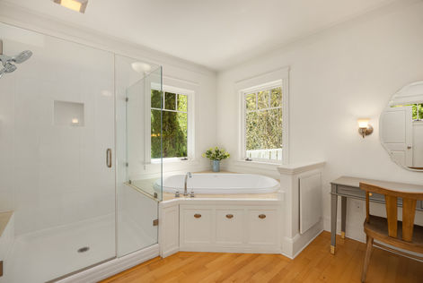 2850 NE Marie Pl Poulsbo WA- Upgrade Realty69