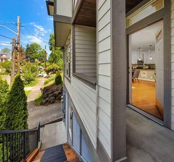 8230 17th Ave NE B Seattle WA- Upgrade Realty26