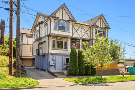 8230 17th Ave NE B Seattle WA- Upgrade Realty28