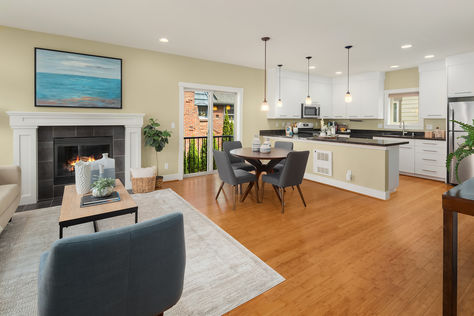 8230 17th Ave NE B Seattle WA- Upgrade Realty30