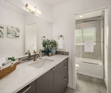 1117 Lake WA Blvd S Seattle WA - Upgrade Realty19