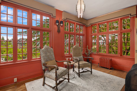 1918 N 41st St Seattle WA - Upgrade Realty1