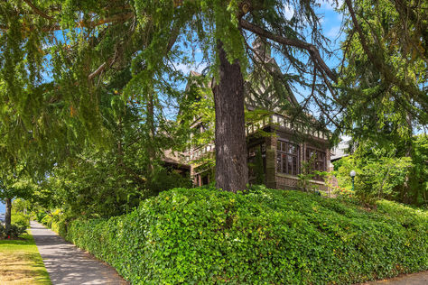 1918 N 41st St Seattle WA - Upgrade Realty22