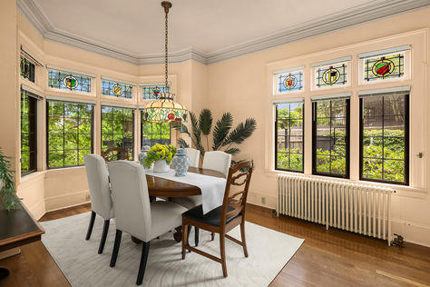 1918 N 41st St Seattle WA - Upgrade Realty3