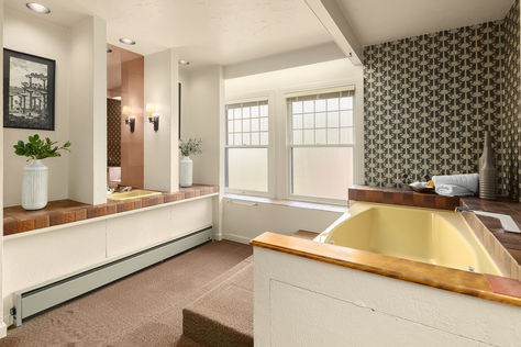 1918 N 41st St Seattle WA - Upgrade Realty6