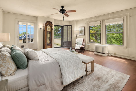 1918 N 41st St Seattle WA - Upgrade Realty9