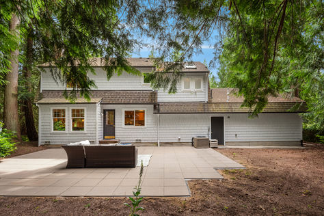 22410 NE 20th St Sammanish WA - Upgrade Realty106