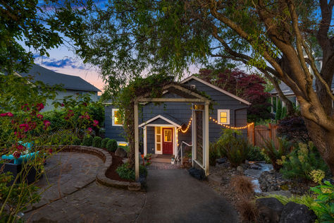 3833 24th Ave W Seattle WA - Upgrade Realty31