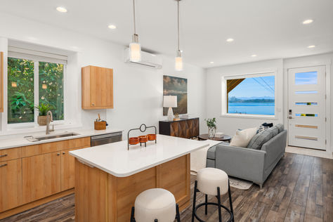 1117 Lake Washington Blvd S Seattle WA - Upgrade Realty5