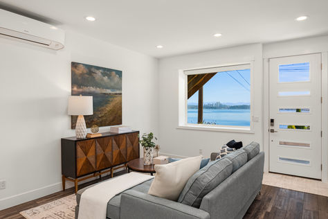 1117 Lake Washington Blvd S Seattle WA - Upgrade Realty6