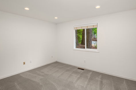 12856 NE 91st St Redmond WA - Upgrade Realty1