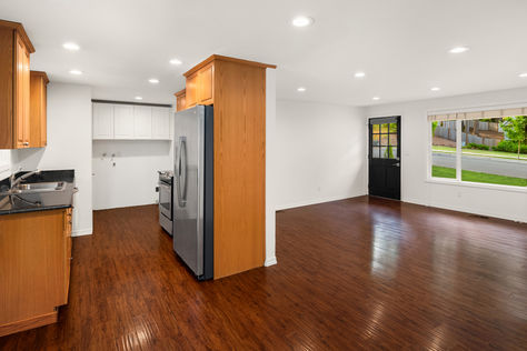 12856 NE 91st St Redmond WA - Upgrade Realty10