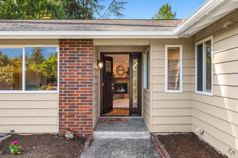 18224 NE 24th St REdmond WA - Upgrade Realty1