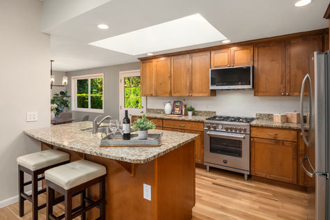 18224 NE 24th St REdmond WA - Upgrade Realty18